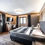 Almmonte Sensum - Funky Living