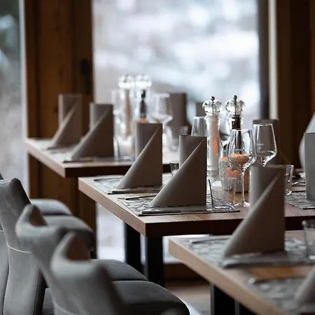 Almmonte Sensum - Funky Living Отель *