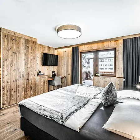 Almmonte Sensum - Funky Living Отель