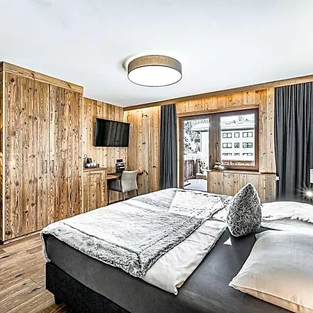 Almmonte Sensum - Funky Living